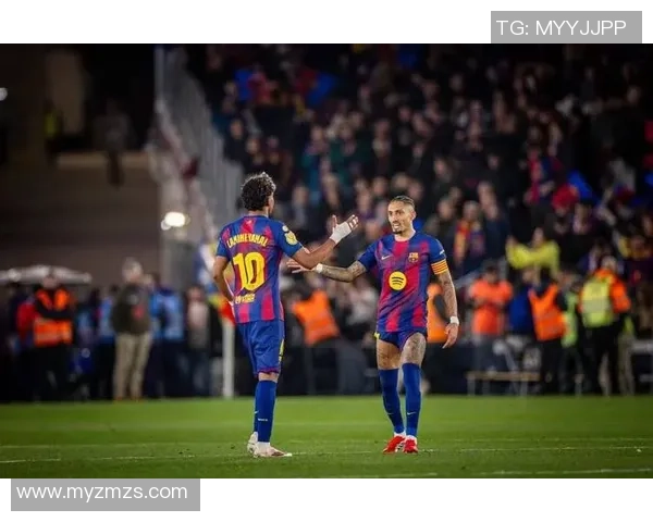 足总杯激战巴黎圣日耳曼与巴萨战成平局乌龙球引发全场狂欢